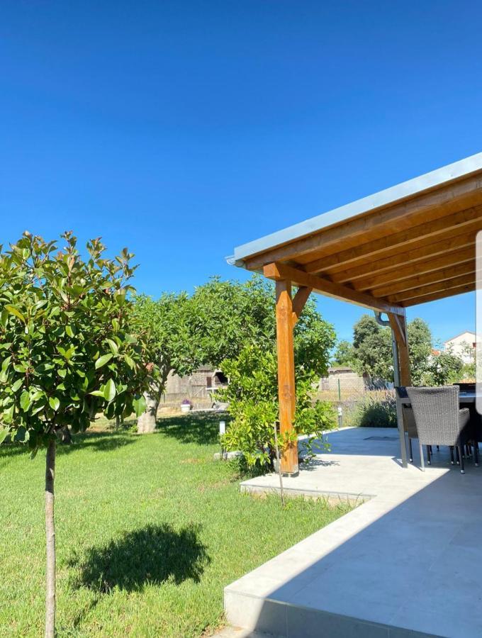 Holiday House Lucia Sukošan Εξωτερικό φωτογραφία
